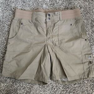 Athleta Shasta shorts (NWOT)